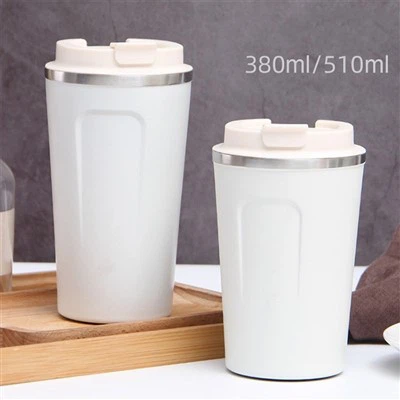 Преносима изолирана чаша кафе с капак